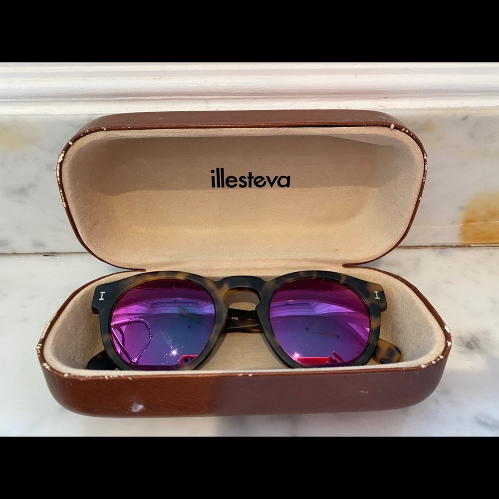 Illesteva sunglasses.